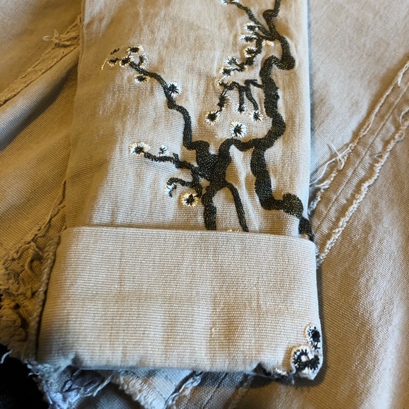 Statement Jacket/Blazer - Picture 5 of 7